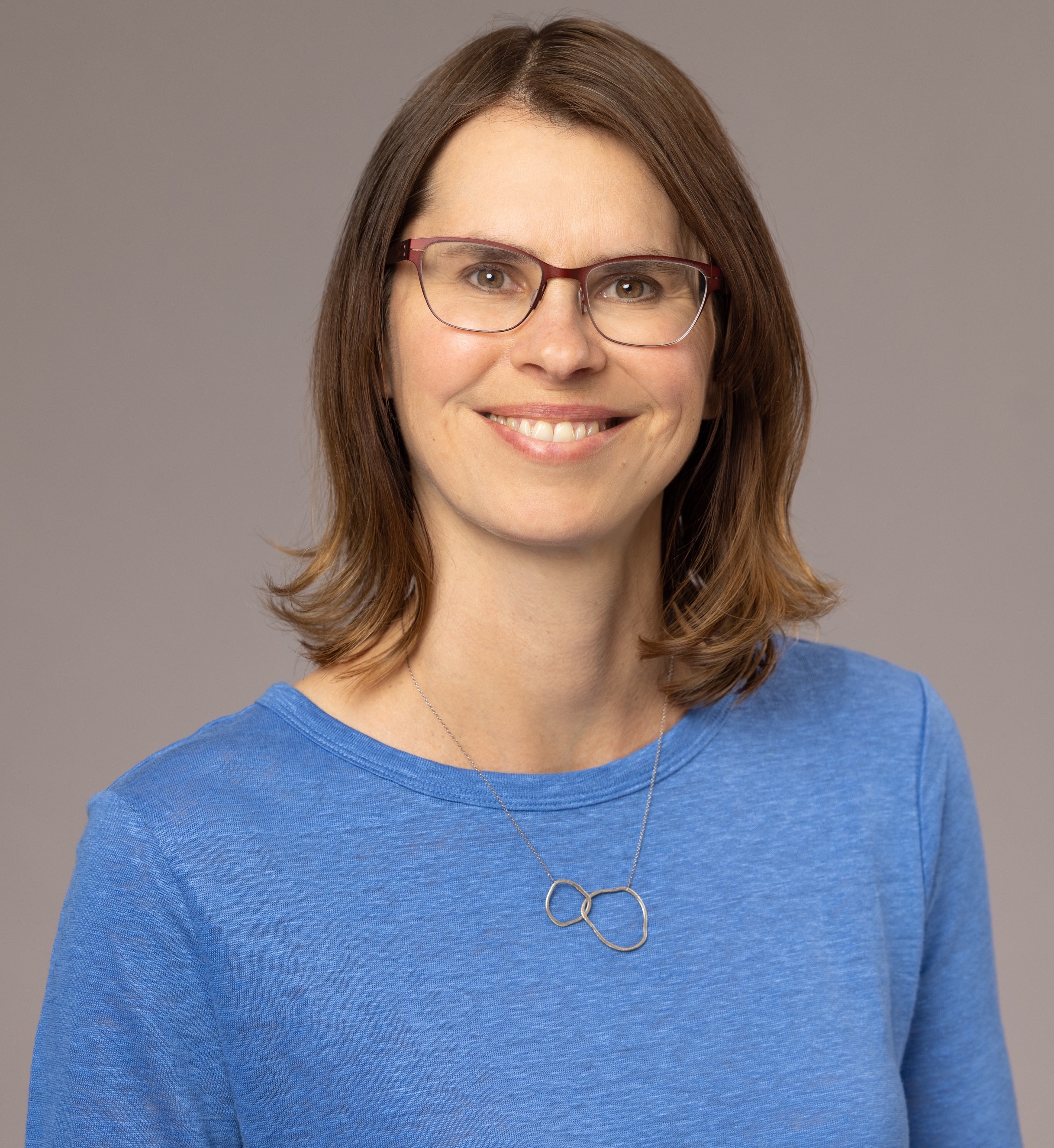 Stanislawski, Maggie