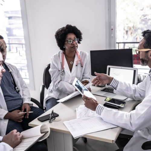 Doctors having a discussion
