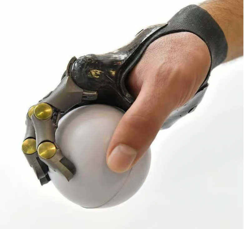 Partial hand prosthetic device gripping a ball