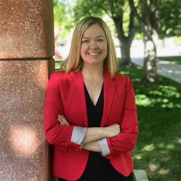 Jennifer Portz headshot