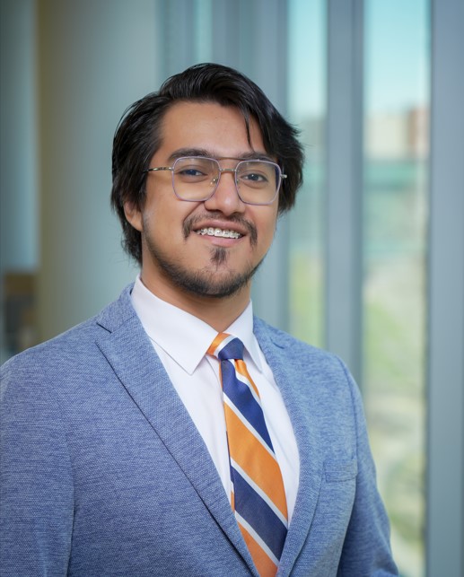 Victor Jimenez Headshot