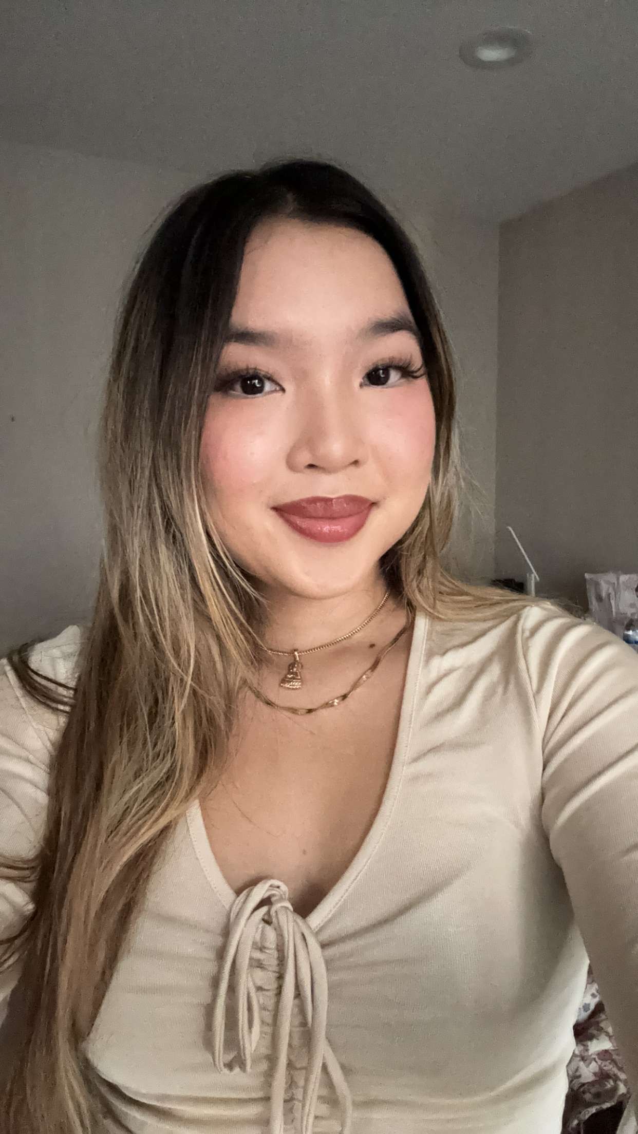 Ha_Hoang Headshot 2025