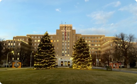 FitzsimonsBuidingwithchristmaslights