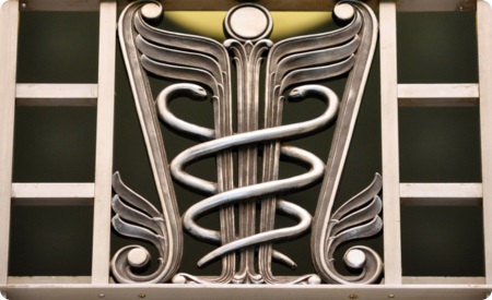 ArtDecomedicineiconincludingsnakes