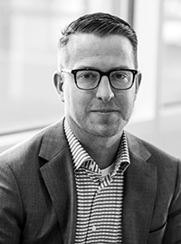 Kneeland-update2018headshot