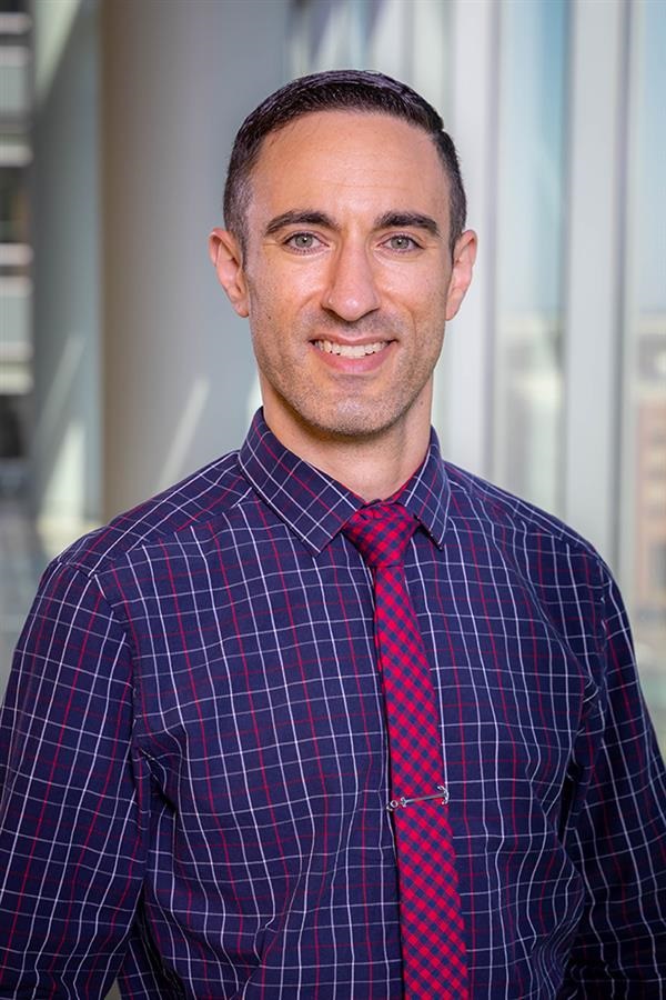 BenjaminViplerheadshot