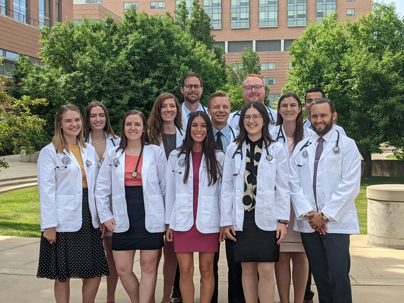 PlainsWhiteCoatresize