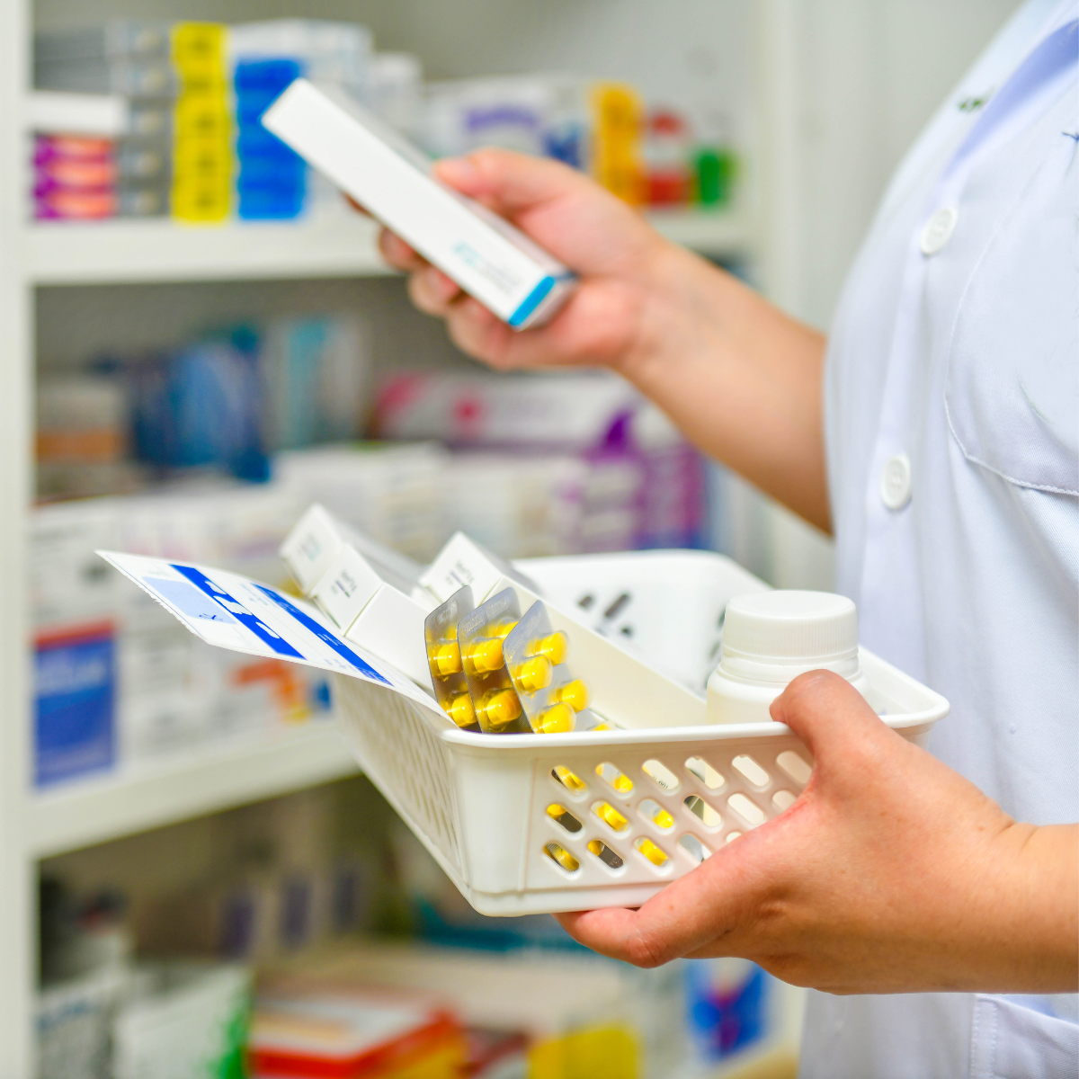 Pharmacistsrestockspills