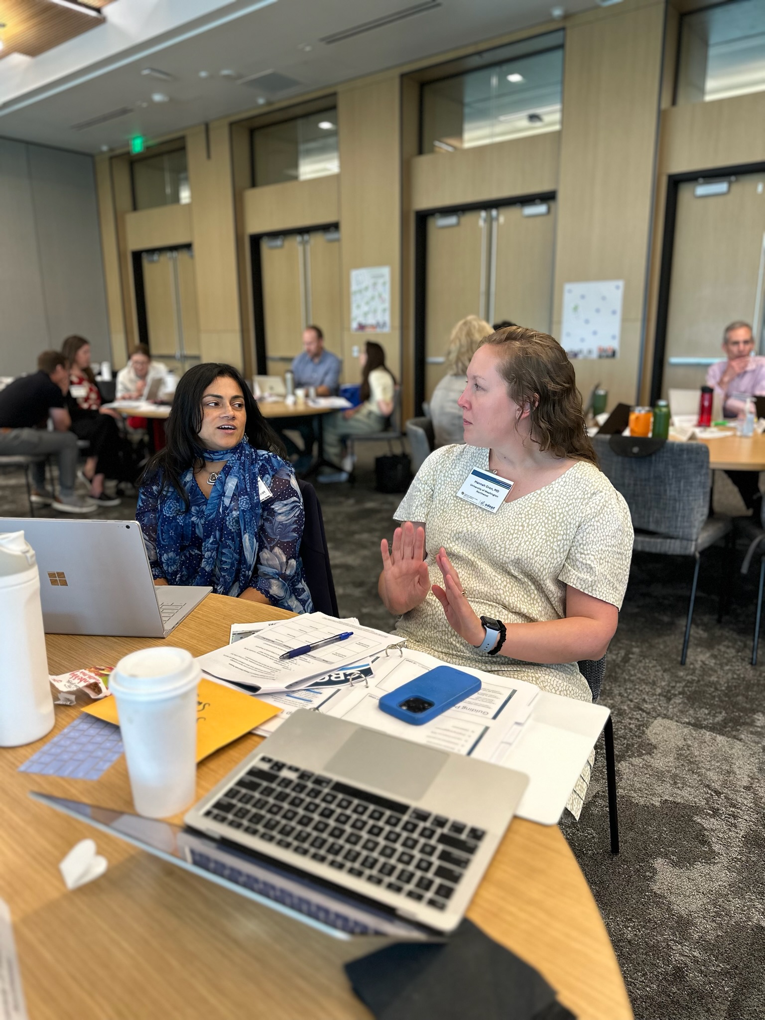 DxExparticipantschatting