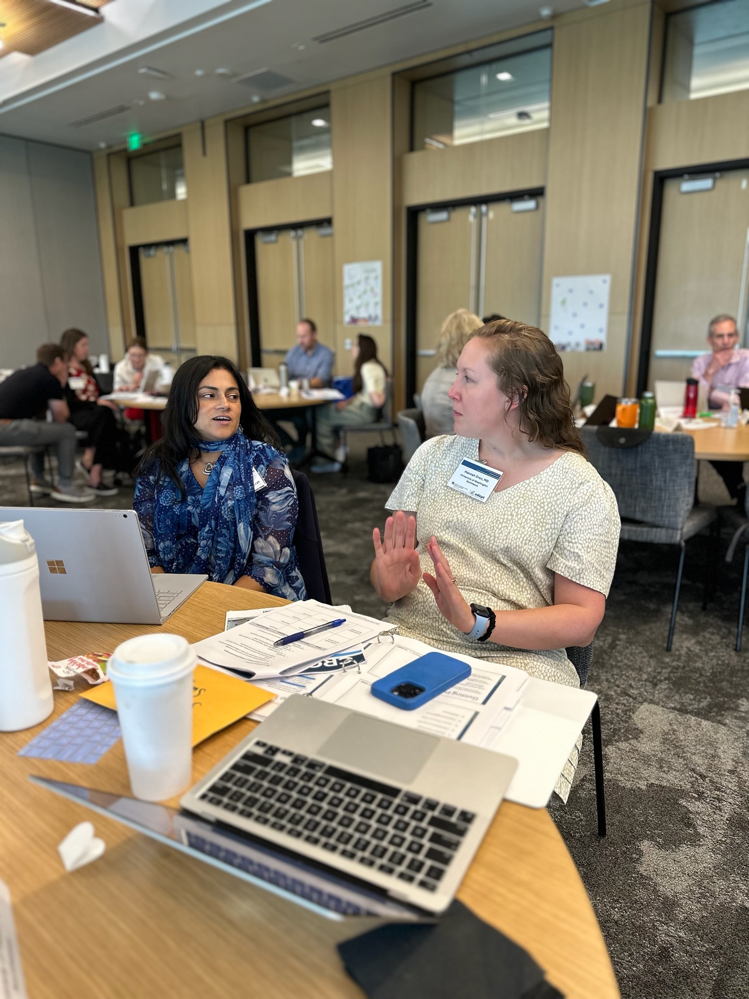 DxExparticipantschatting