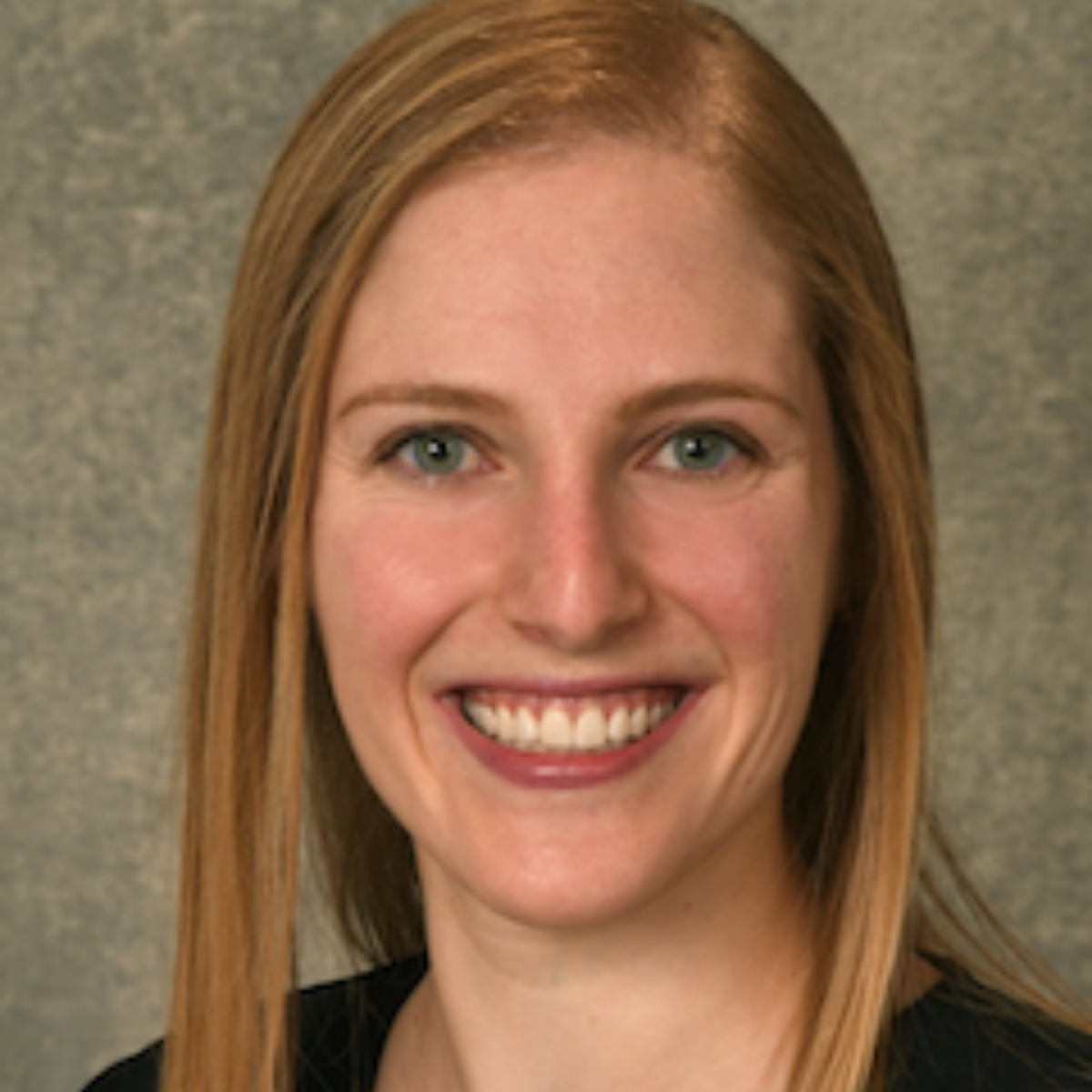 Laura Barg-Walkow Headshot