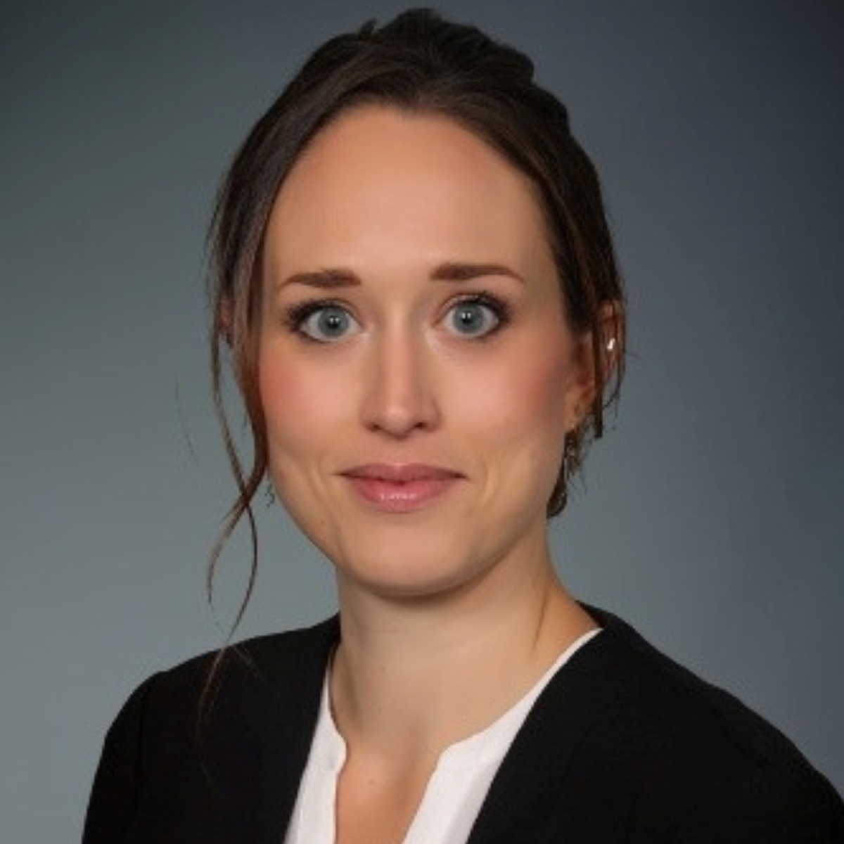 MichelleKneessmiling