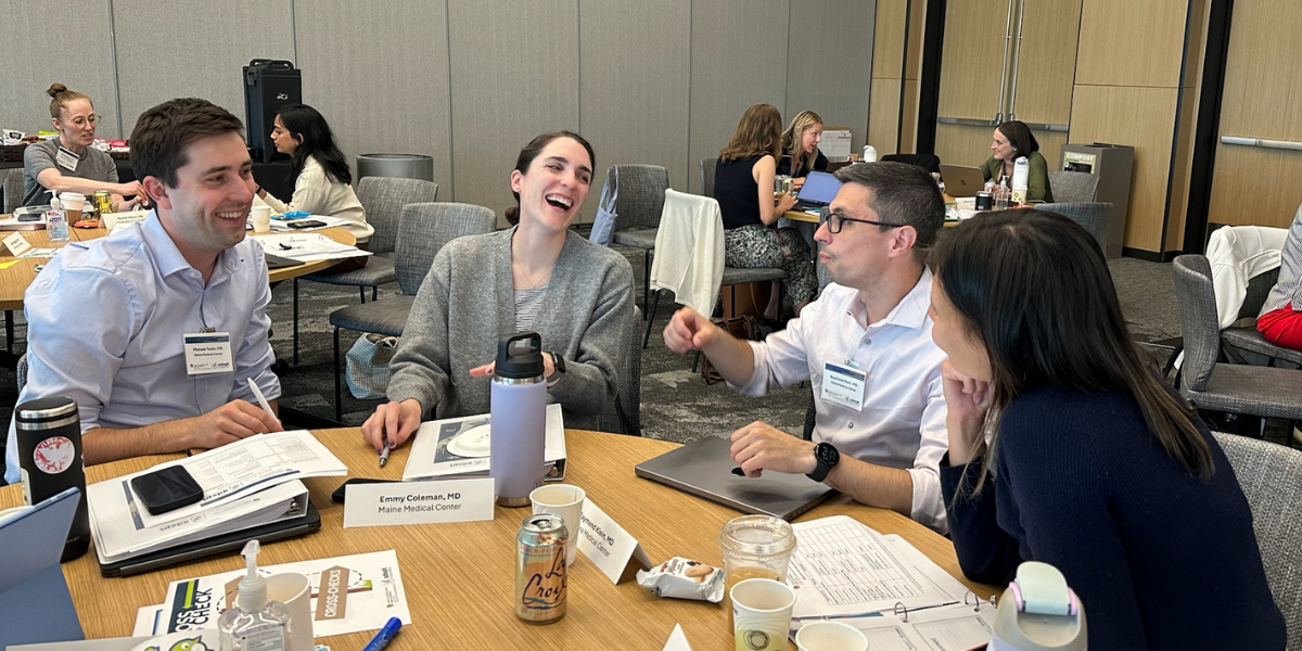 Groupoflearnerslaughwhiledoinggroupwork