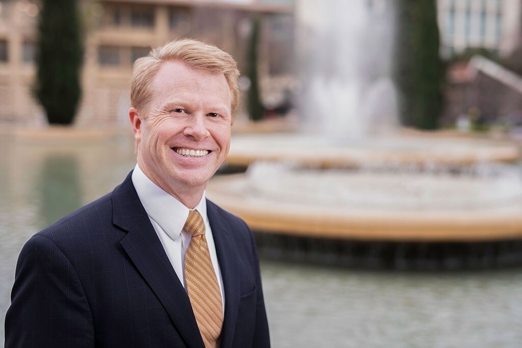 PhotoofDrTaitShanafelt