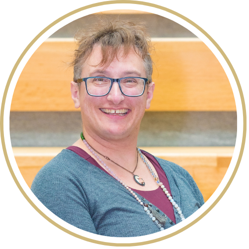 Image of Taryn Bogdewiecz