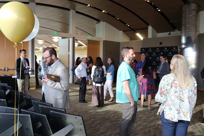 2024inductionceremonynetworkinghourimage