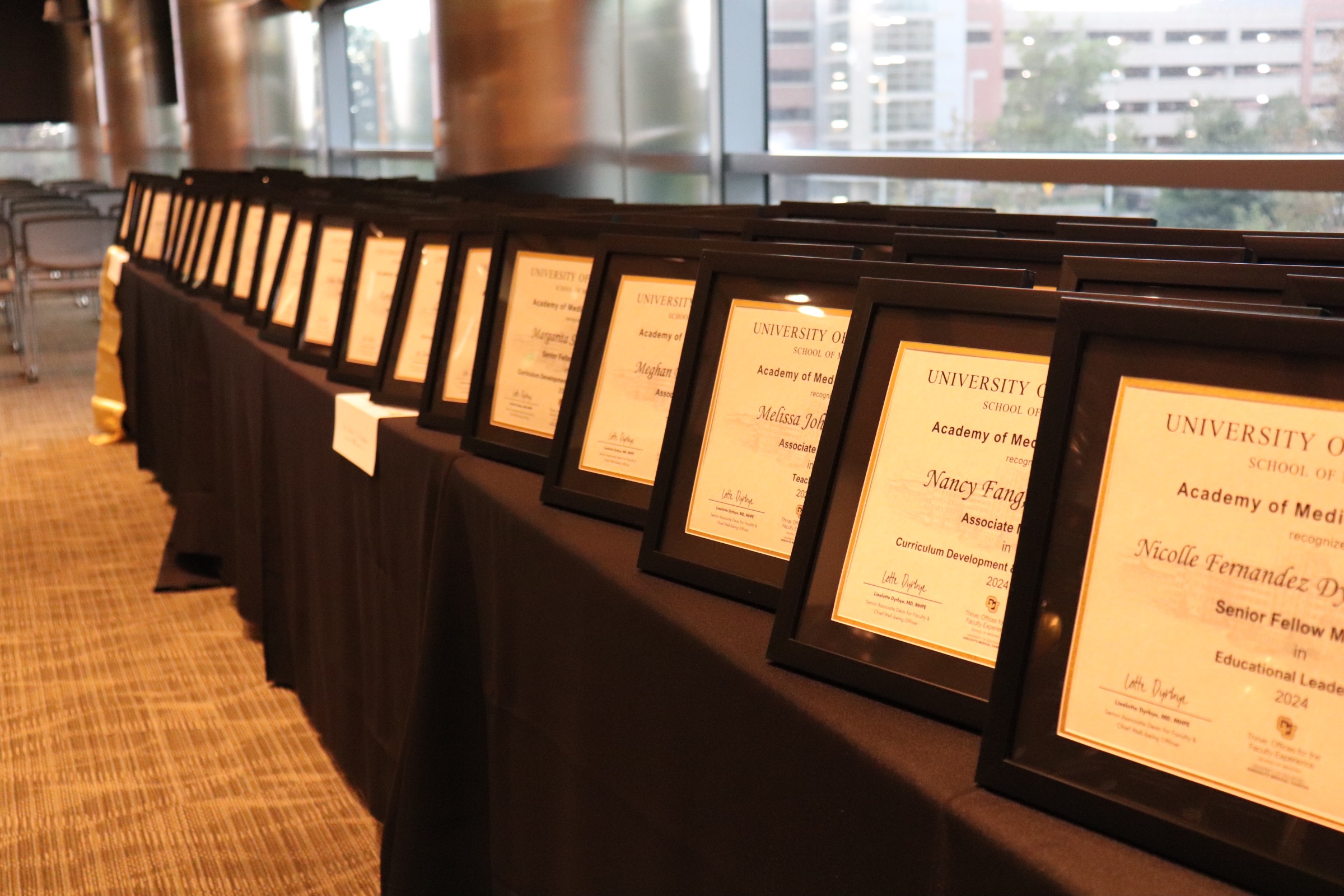 2024inductionceremonynetworkinghourimage