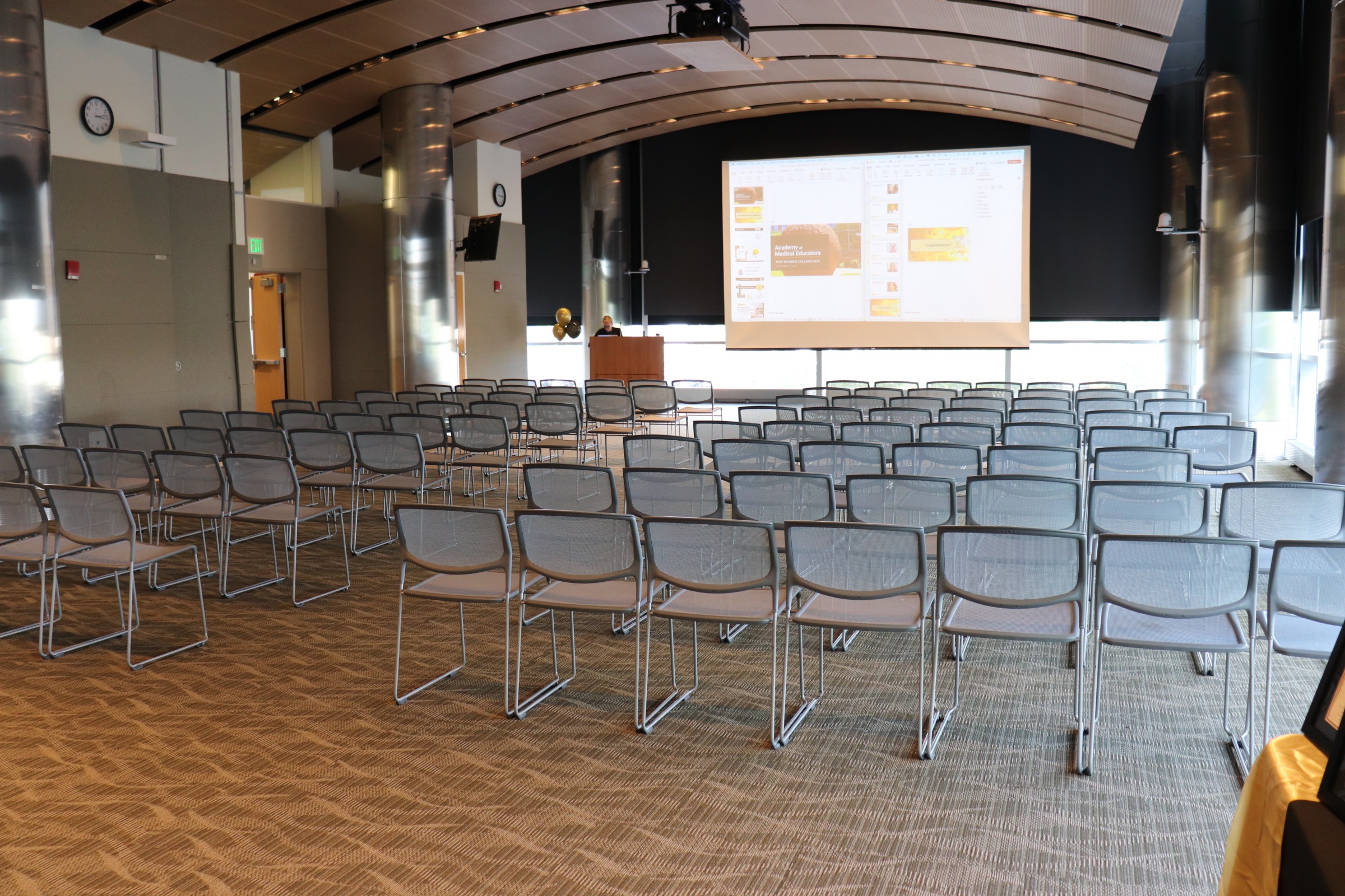 2024inductionceremonynetworkinghourimage