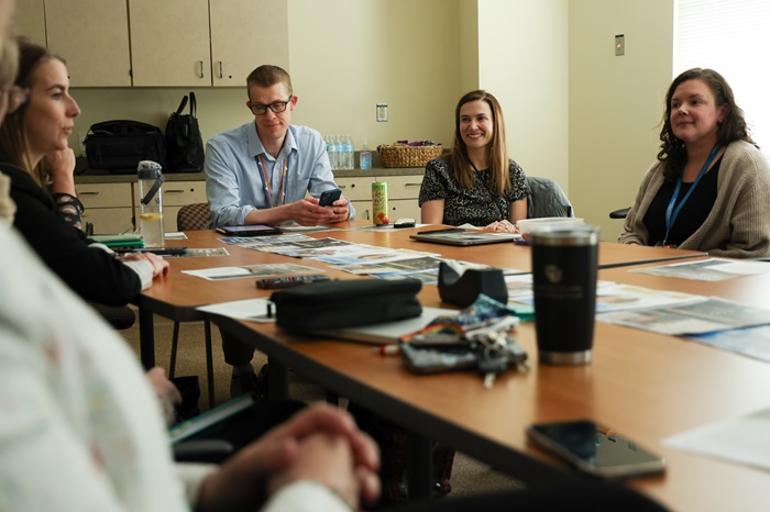 discussionatScholarshipinEducationandInnovationClub