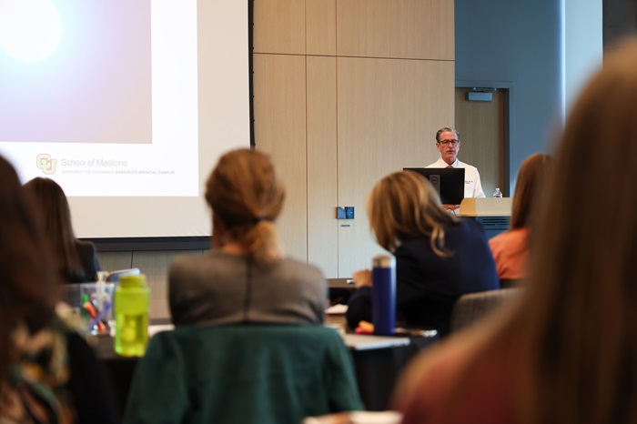 DeanSampsonpresenting