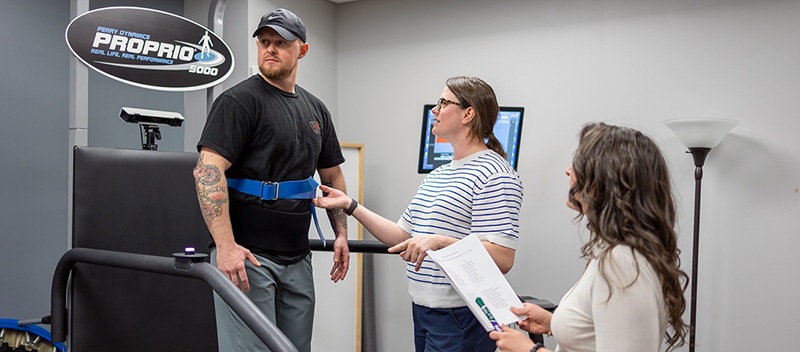 MIBHstaffworkwithapatientattheinstitutesclinicatCUAnschutz