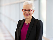 Leslie-Berg-206