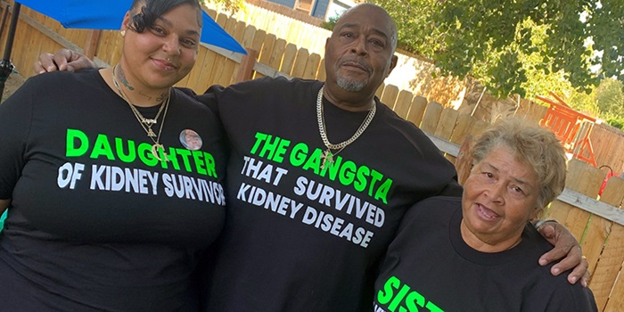 GeraldPaitywithsistersDianaGoodwinandRomariePaity