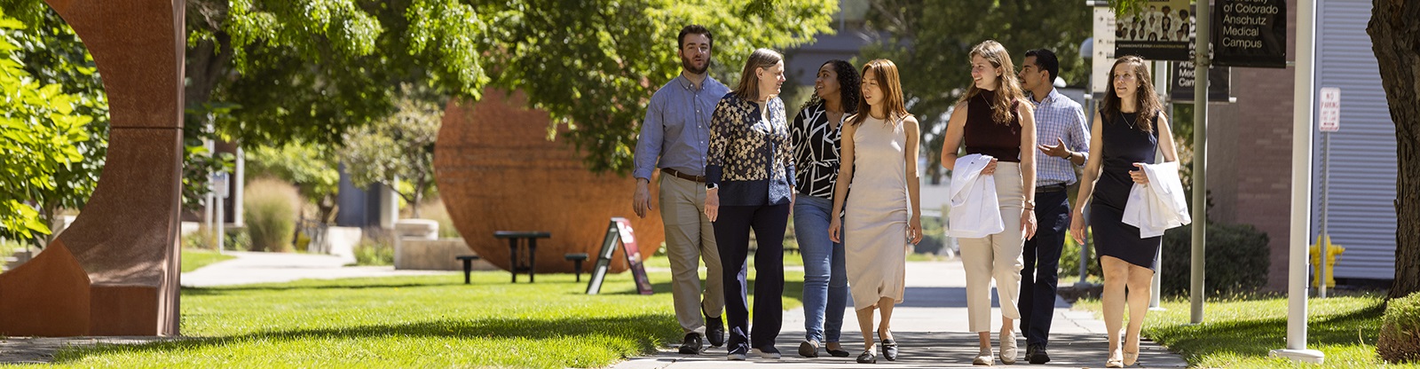Medicalstudentswalkingoncampus