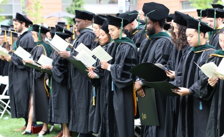 graduatesreadingoath