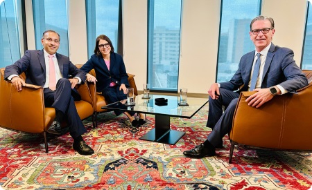 SampsonChopraZimmerinchairsattownhall