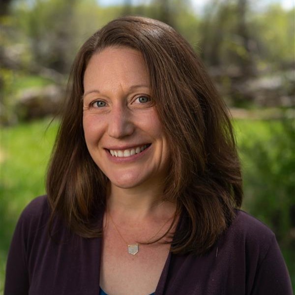 Headshot of Elena Broaddus