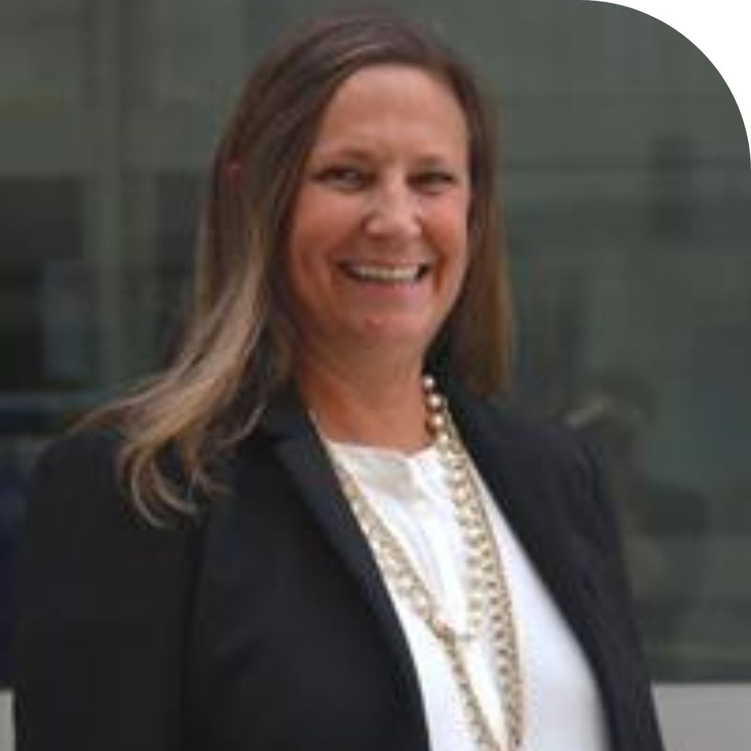 Elizabeth Hepworth headshot