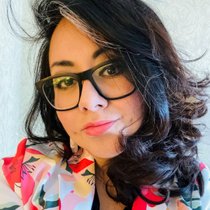 Headshot of Ale Soto