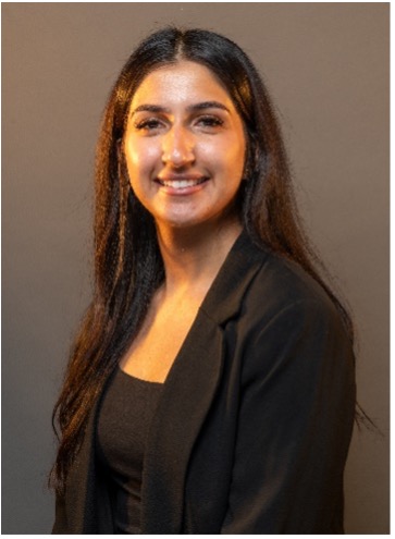 Sumra Chaudry Headshot