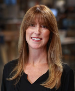 Jacquelyn Clark Headshot