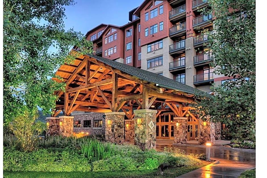 EntrytoSteamboatGrand