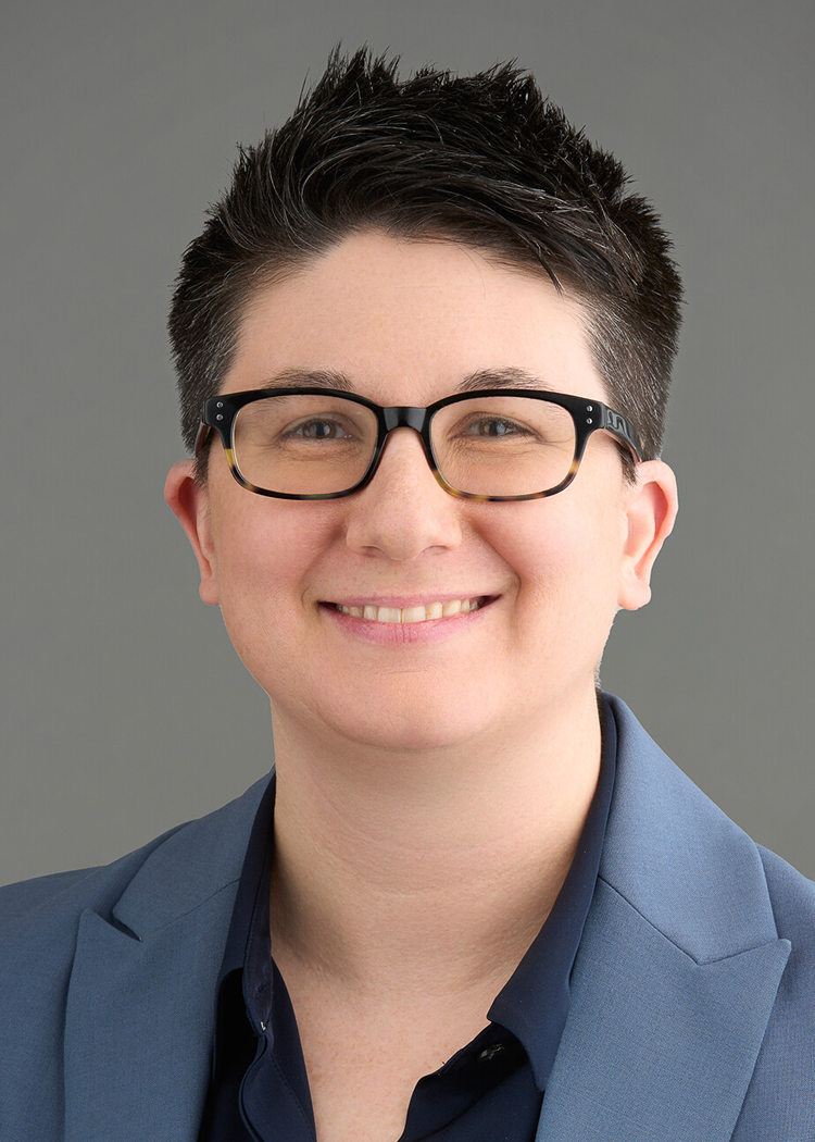 Laura Bozzuto, MD
