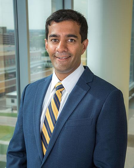 Vijay Ramakrishnan, MD