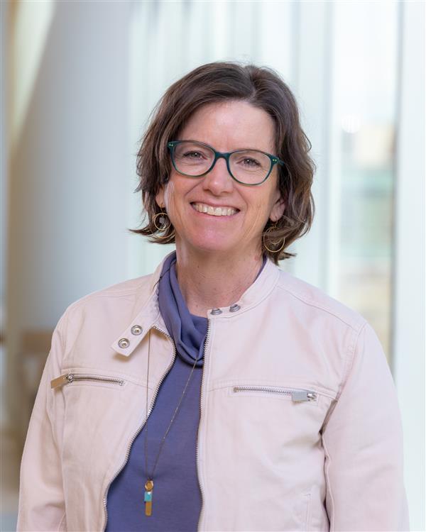 Jill Fattor Headshot