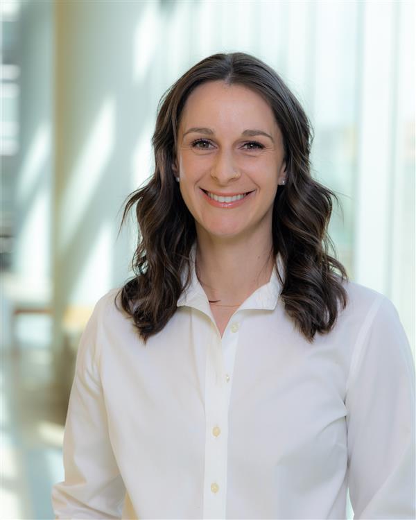 Emily Nauman Headshot