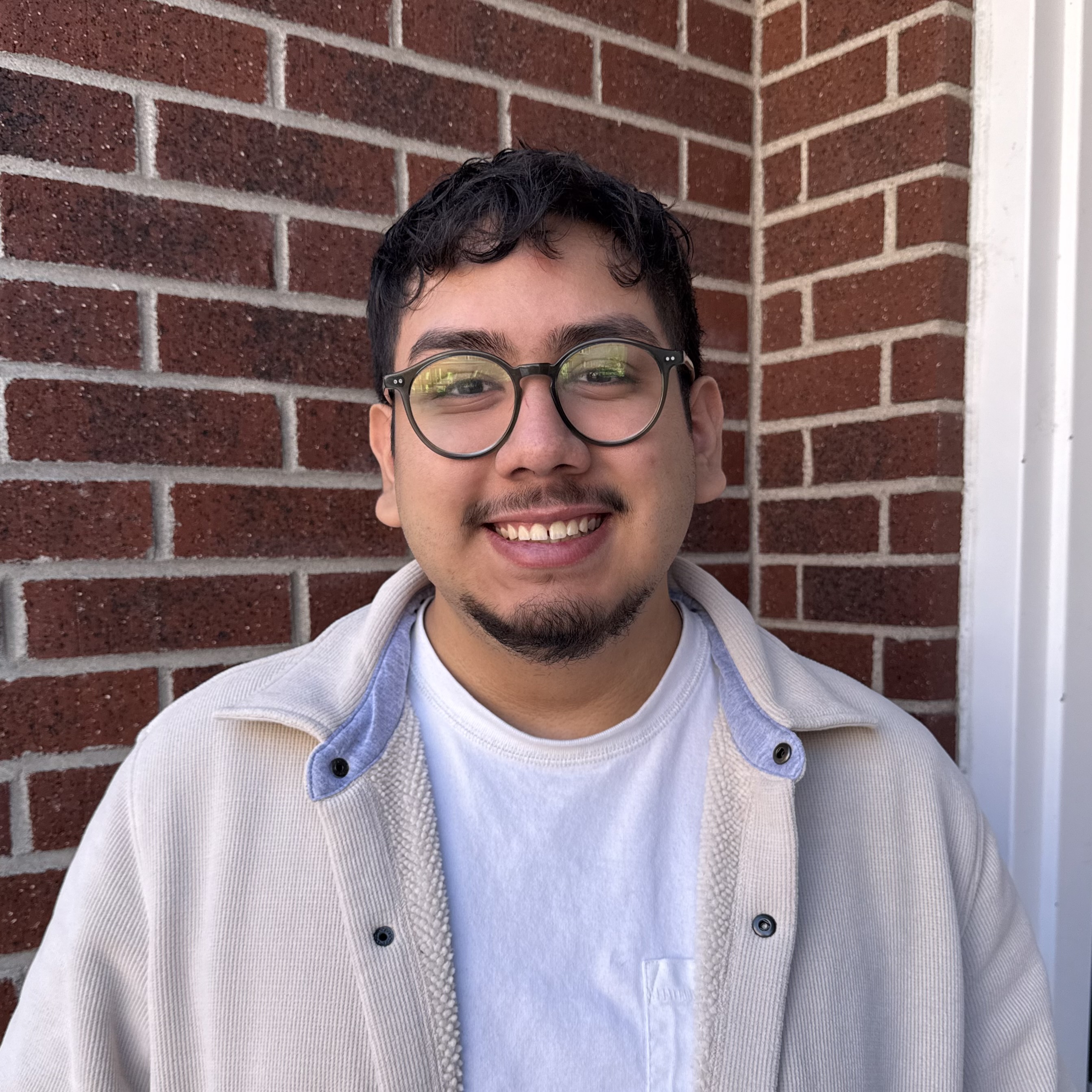 Julian mendoza headshot