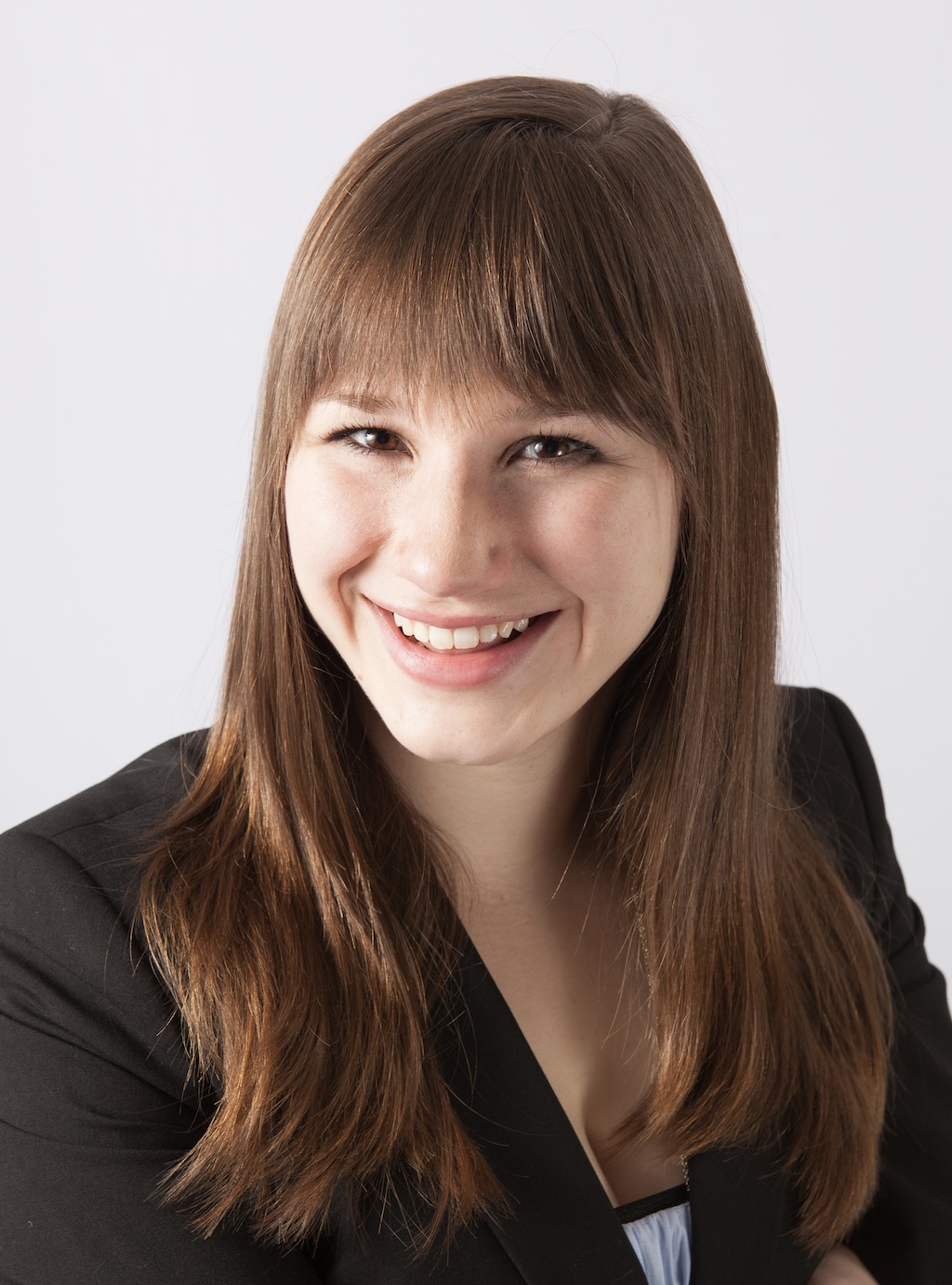 Dr. Deanna Claus headshot.