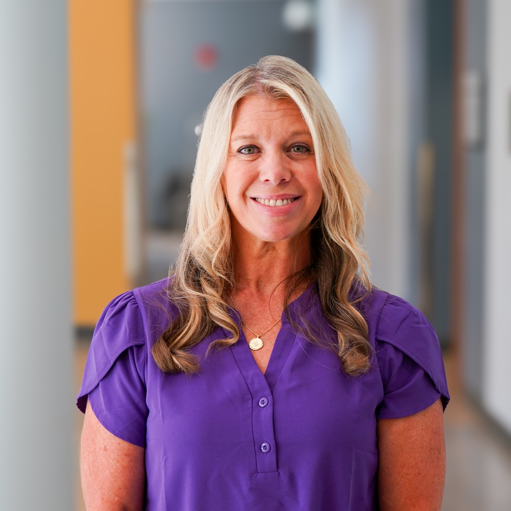 Colleen Rivera headshot.