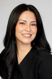 Linette Gonzalez Web Head Shot