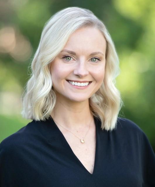 Meredith Asper headshot