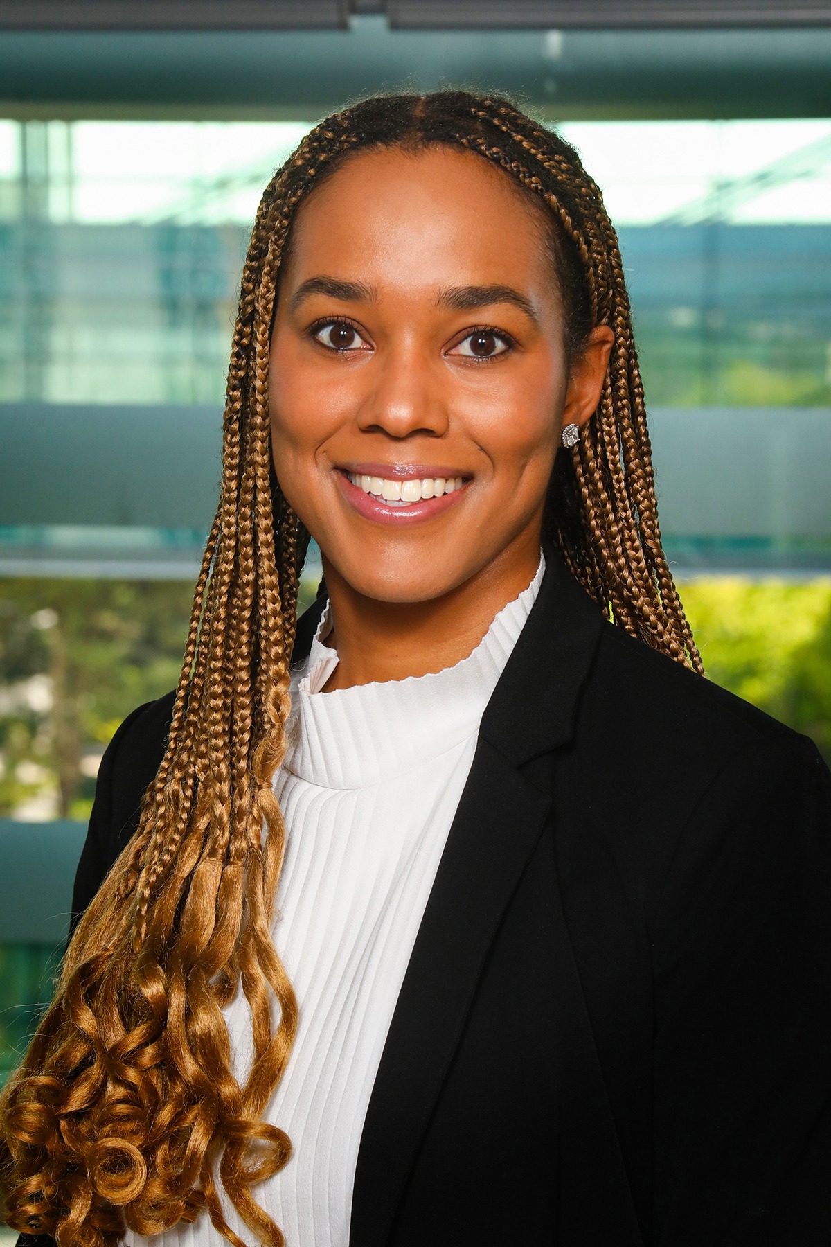 Professional Headshot for Victoria Bouillon, MD