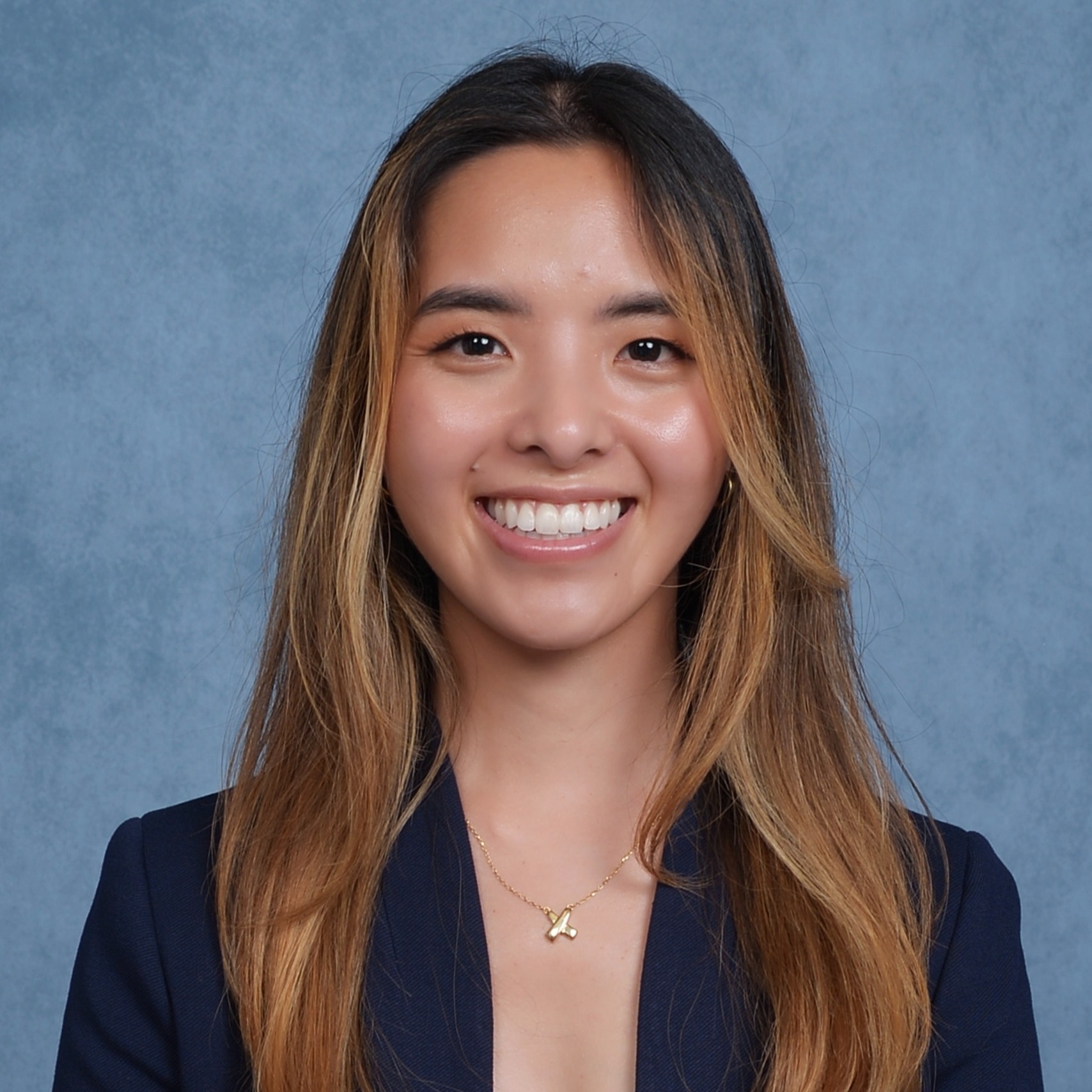 Susie Pham Headshot