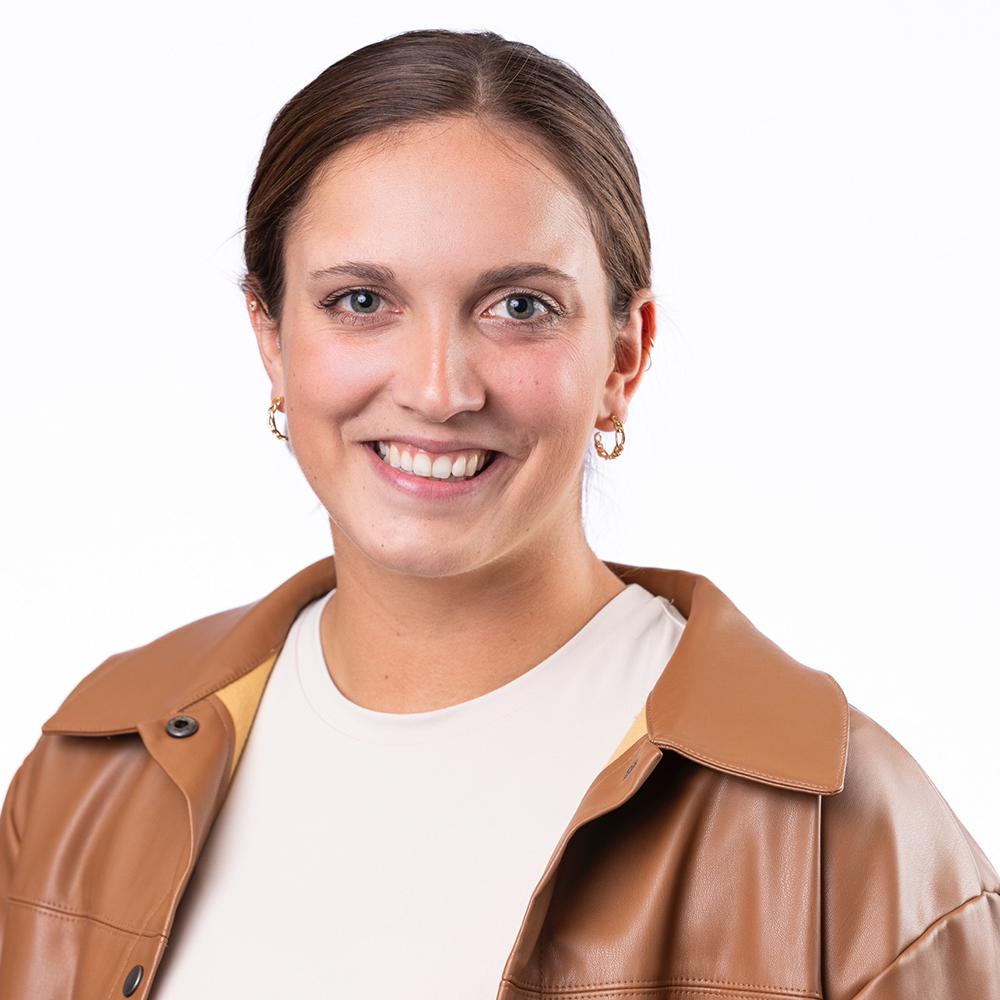 Eva Grobbel Headshot