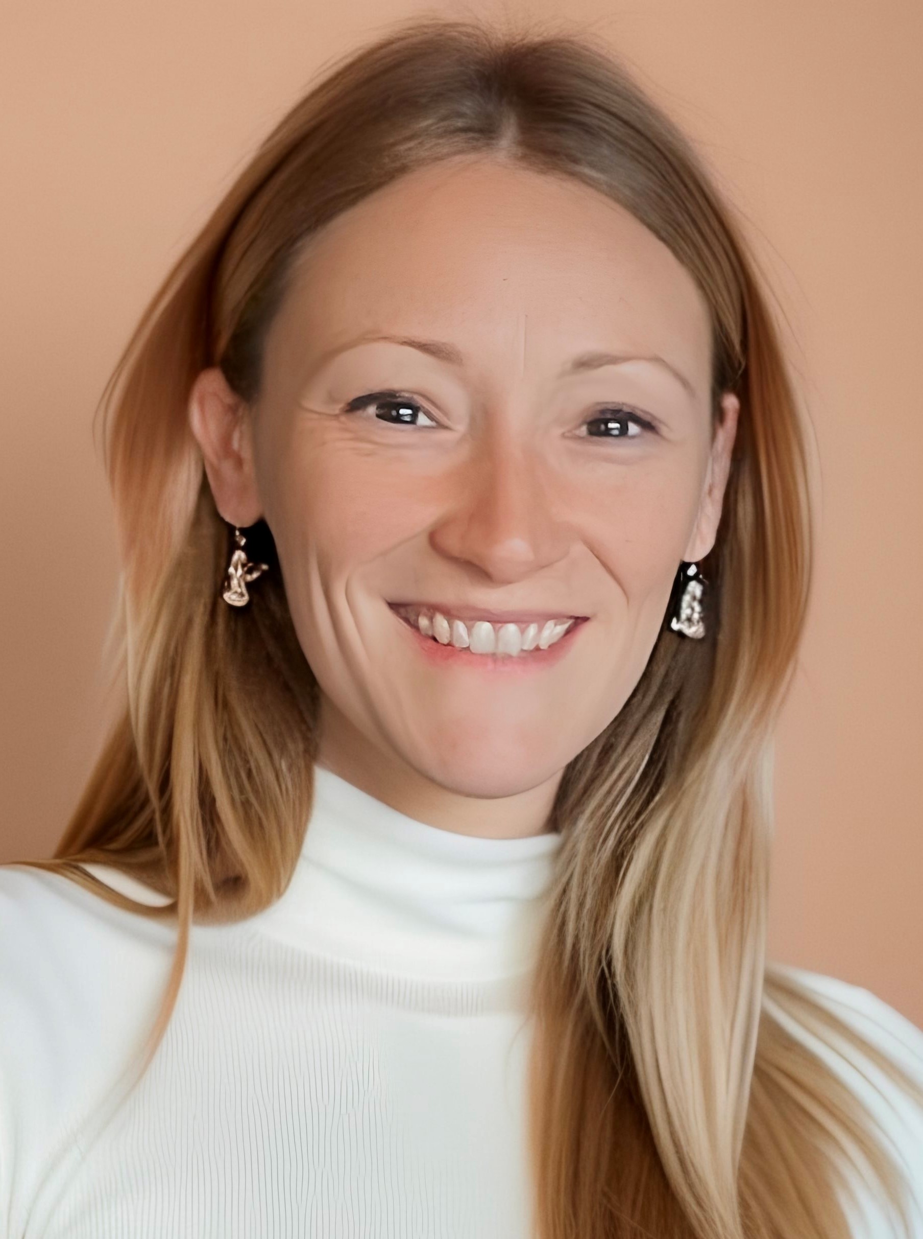 Vienna Brunt Headshot