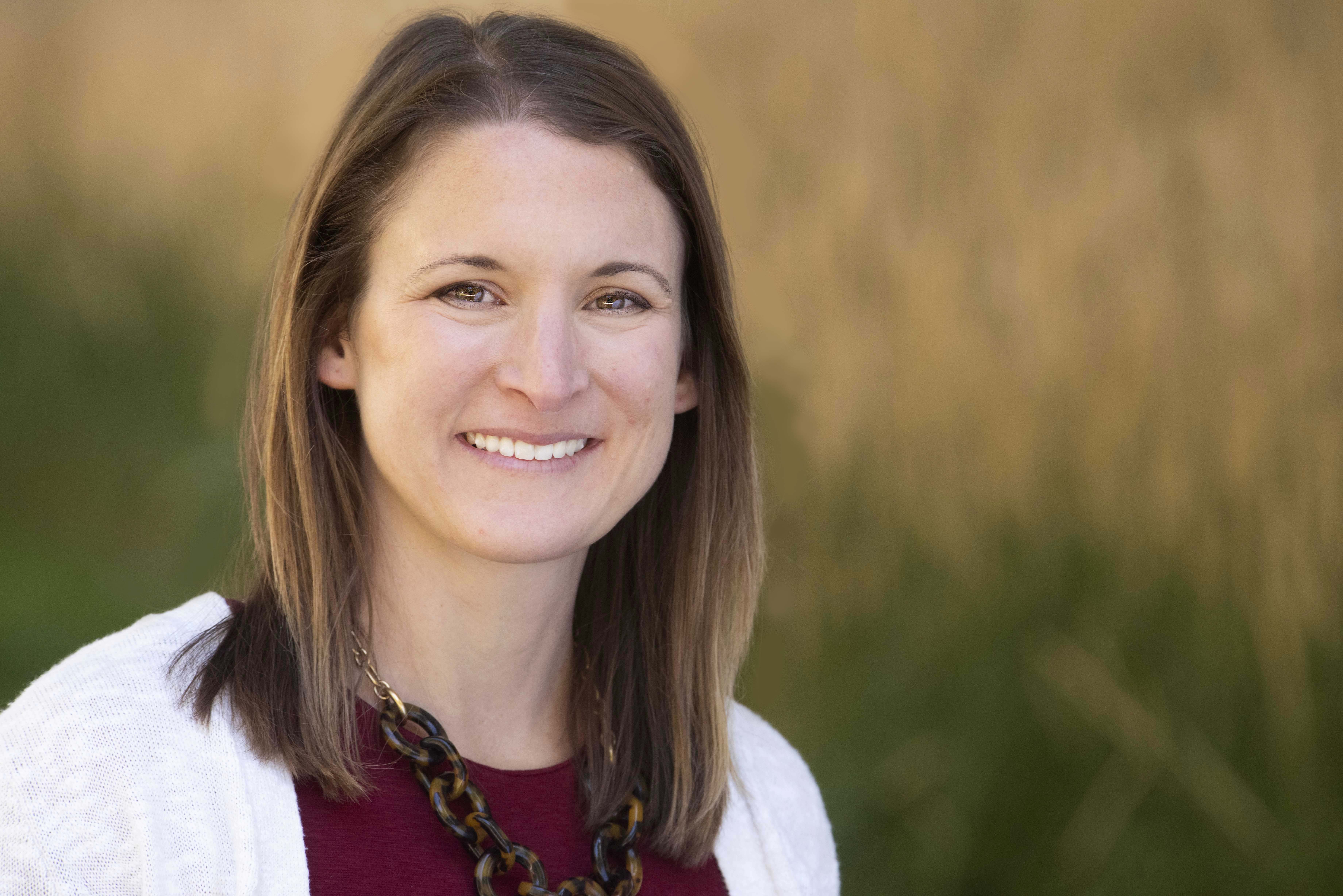 Dr. Pontiff headshot.